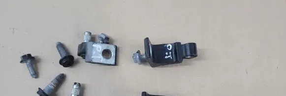 Rear door hinge set
