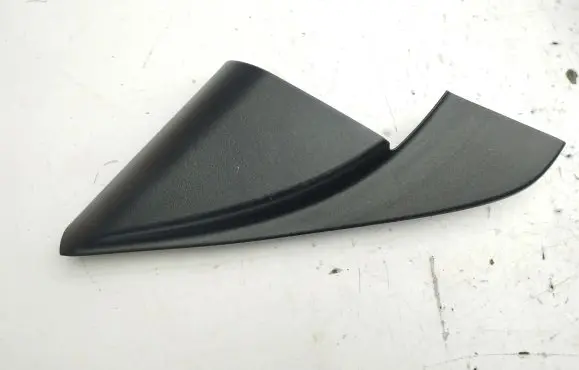 Front door glass trim molding