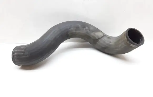 Volvo V70 Intercooler hose/pipe
