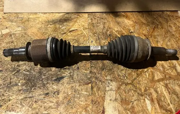 Nissan Navara D23 Rear driveshaft