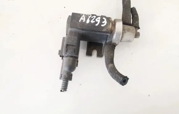 Audi A3 S3 8L Turbo solenoid valve 1j0906627