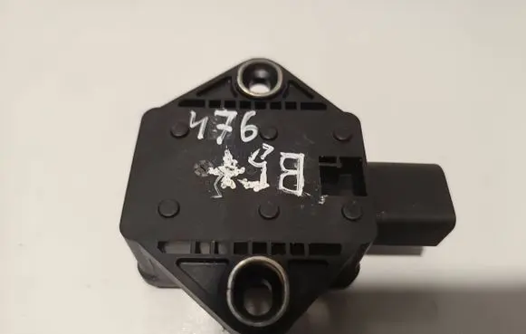 Volkswagen PASSAT B5.5 ESP acceleration yaw rate sensor 8E0907637A 0016750 0265005245
