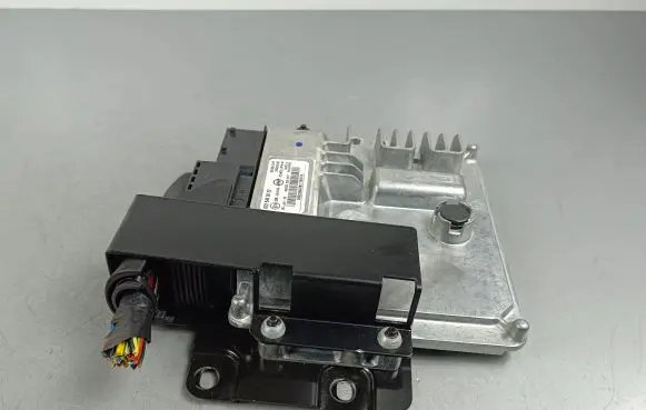 SsangYong Musso Engine control unit/module 6725403232