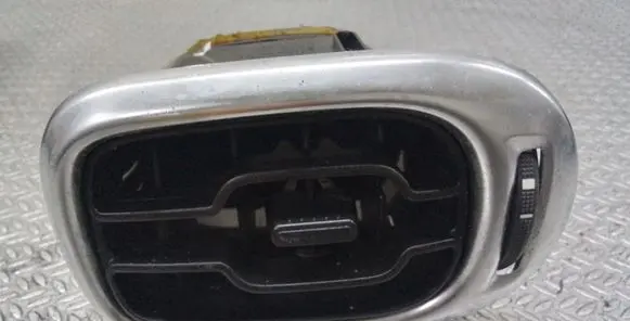 Citroen C3 Picasso Dashboard side air vent grill/cover trim 9683043377
