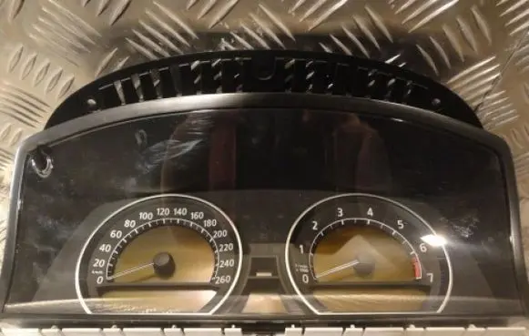 BMW 7 E65 E66 Speedometer (instrument cluster)