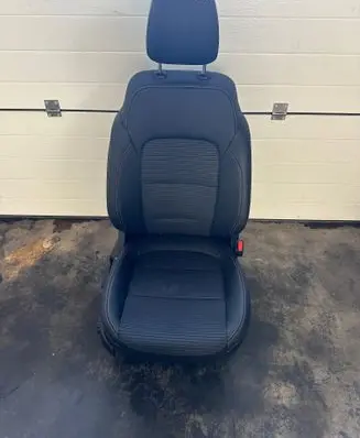 Ford Kuga III Front passenger seat 