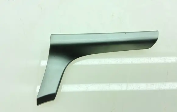 Radio/GPS head unit trim
