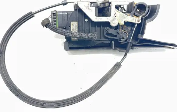 Mercedes-Benz ML W163 Front door lock A1637203135