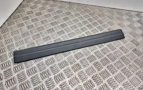 Mercedes-Benz E W212 Front sill trim cover 2126860236