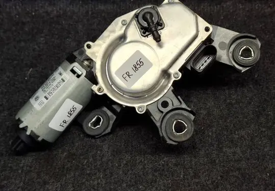 Volkswagen Touareg II Rear window wiper motor 7P6955711