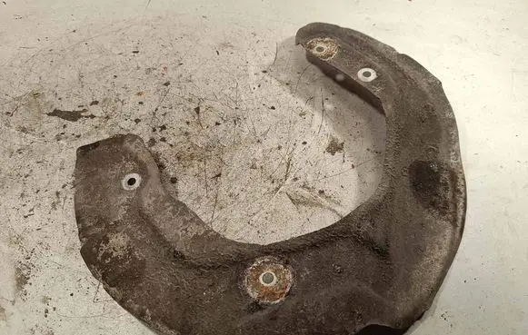 BMW 3 F30 F35 F31 Front brake disc dust cover plate 