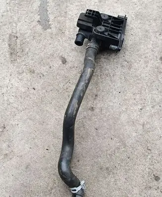 BMW 5 E60 E61 Coolant heater control valve 6411692022602 64116920226 6920226