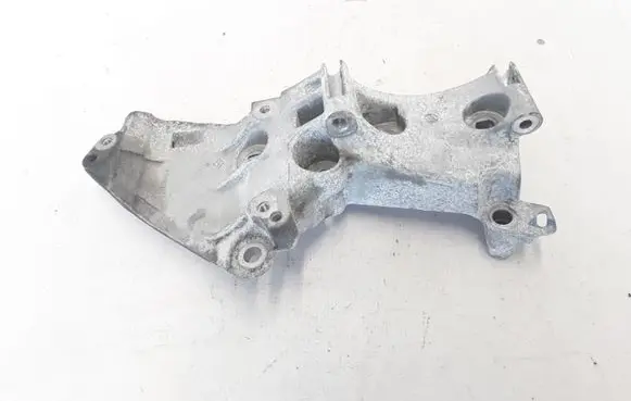 Renault Megane III Generator/alternator bracket 8200669494