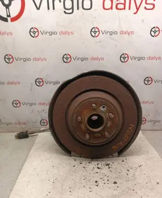 Ford Kuga I Rear wheel hub