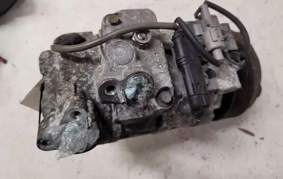 BMW 1 E81 E87 Air conditioning (A/C) compressor (pump) 6452698786202 22527010 447260