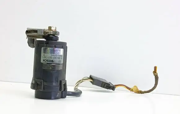 Audi 80 90 S2 B4 Accelerator pedal position sensor 0205001001 26903818 046907475B