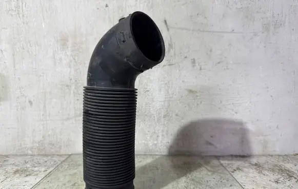 Mercedes-Benz B W245 Air intake hose/pipe