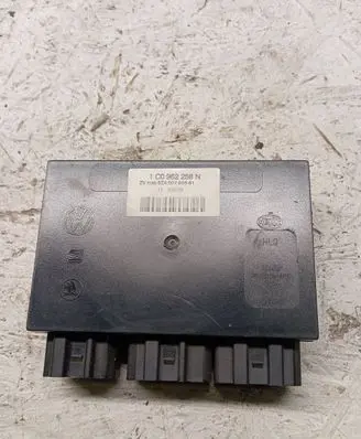 Volkswagen Golf IV Comfort/convenience module 1C0962258N 5ZA00795651