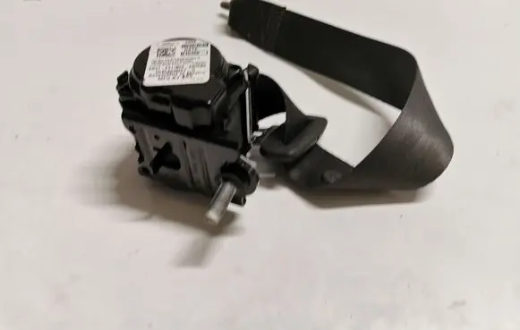 Ford Fusion II Rear seatbelt FG93F611B68