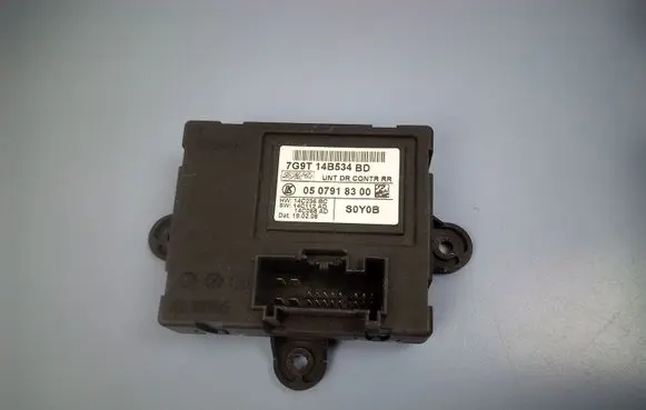 Ford Mondeo MK IV Door control unit/module 7G9T14B534BD 0507918300