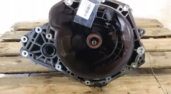 Opel Astra H Manual 5 speed gearbox 55565177