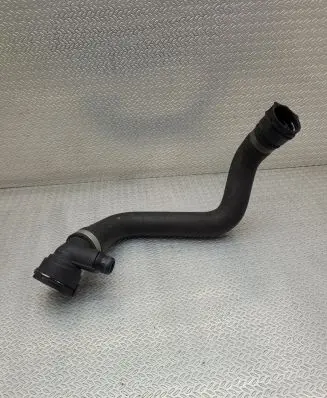 BMW 1 F20 F21 Engine coolant pipe/hose 8662836