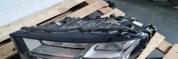 Audi Q7 4M Headlight/headlamp 4M0941033A FULLLED