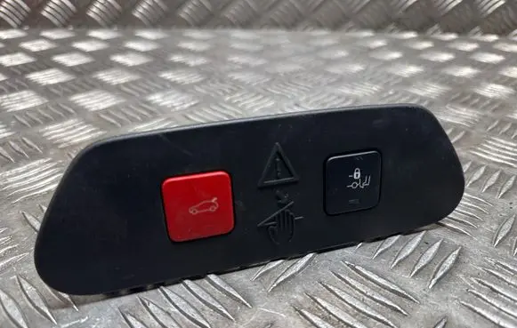 Opel Grandland X Tailgate/boot open switch button YP00069677 MP7588