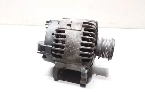 Volkswagen Caddy Generator/alternator 06F903023C