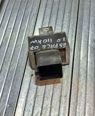 Renault Megane II Glow plug pre-heat relay 7700115078 859712