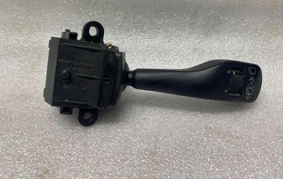 BMW 3 E46 Wiper control stalk 8363669M 01204020