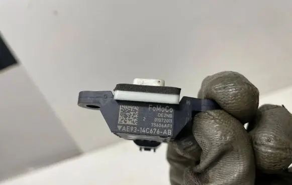 Ford Explorer Airbag deployment crash/impact sensor AE9314C676AB