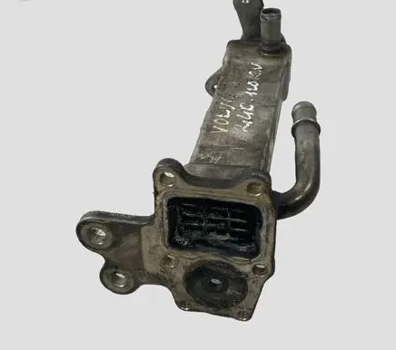 Volvo V70 EGR valve cooler 30637142