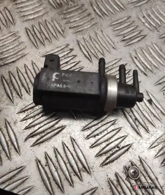 Audi A6 S6 C5 4B Turbo solenoid valve 059906627