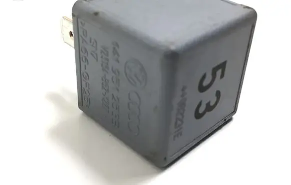 Volkswagen Tiguan Other relay 141951253B