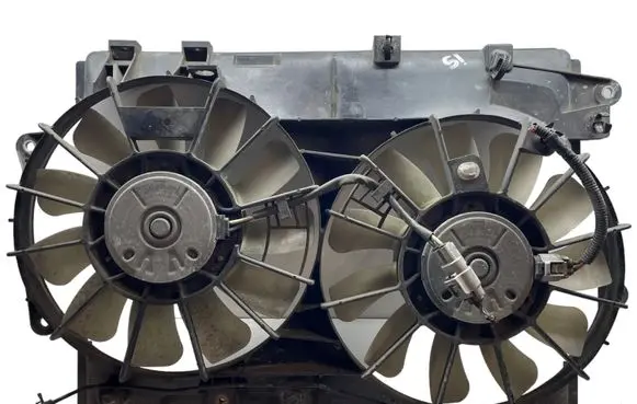 Lexus IS 220D-250-350 Fan set 4227501620