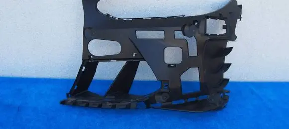 BMW M4 G82 G83 Front bumper mounting bracket 8069415