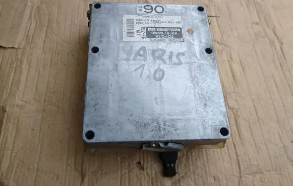 Toyota Yaris Engine control unit/module 8966152060