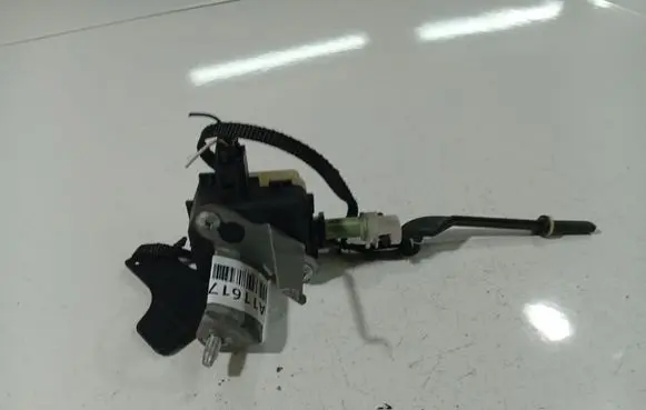 Toyota Avensis T250 Central locking motor 754667