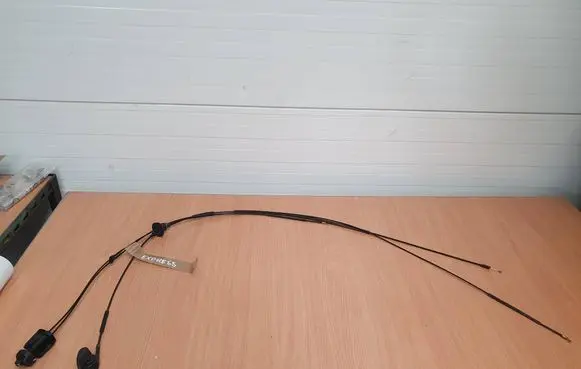 Renault Express Engine bonnet/hood lock release cable 251908960R