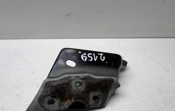 Volkswagen Touareg II Fender mounting bracket 7P6821152 1091001S