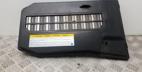 Volkswagen Touareg II Battery box tray cover/lid 7L0864643B