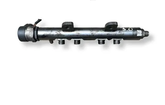 Land Rover Discovery 4 - LR4 Fuel main line pipe 0281006017 9X2Q9D280EA