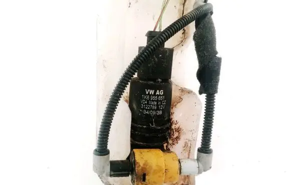 Skoda Fabia Mk2 (5J) Windscreen/windshield washer pump 1K6955651 3122789