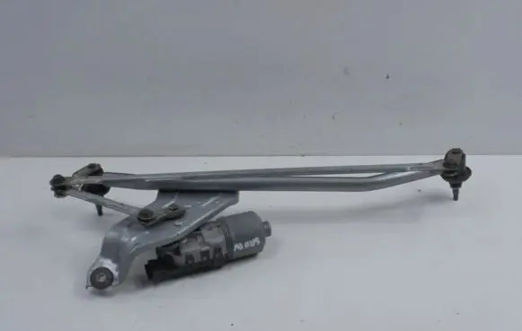 Dacia Sandero Front wiper linkage 8200619512