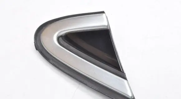 Volvo V40 Front arch trim 31349230