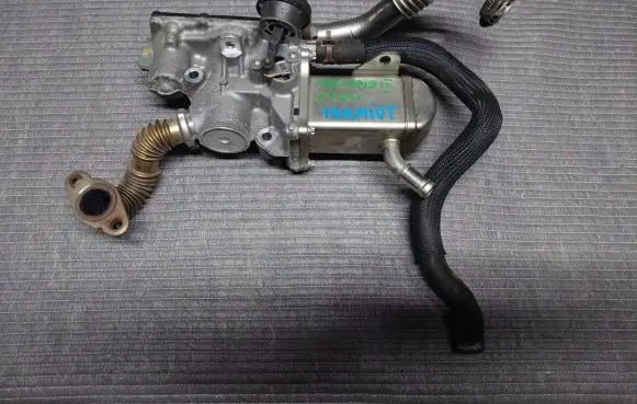 Renault Megane III EGR valve cooler 996936M
