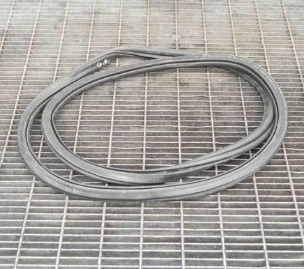 Audi A1 Rubber seal rear door 8X4833721B