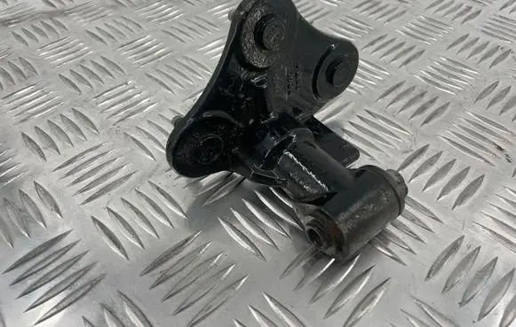 Mercedes-Benz GLE (W166 - C292) Front door upper hinge