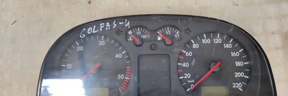 Volkswagen Golf IV Speedometer (instrument cluster) 1J0919881D 0263611024